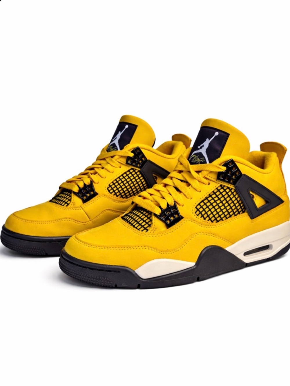 Jordan Retro Sneakers in Yellow and Black